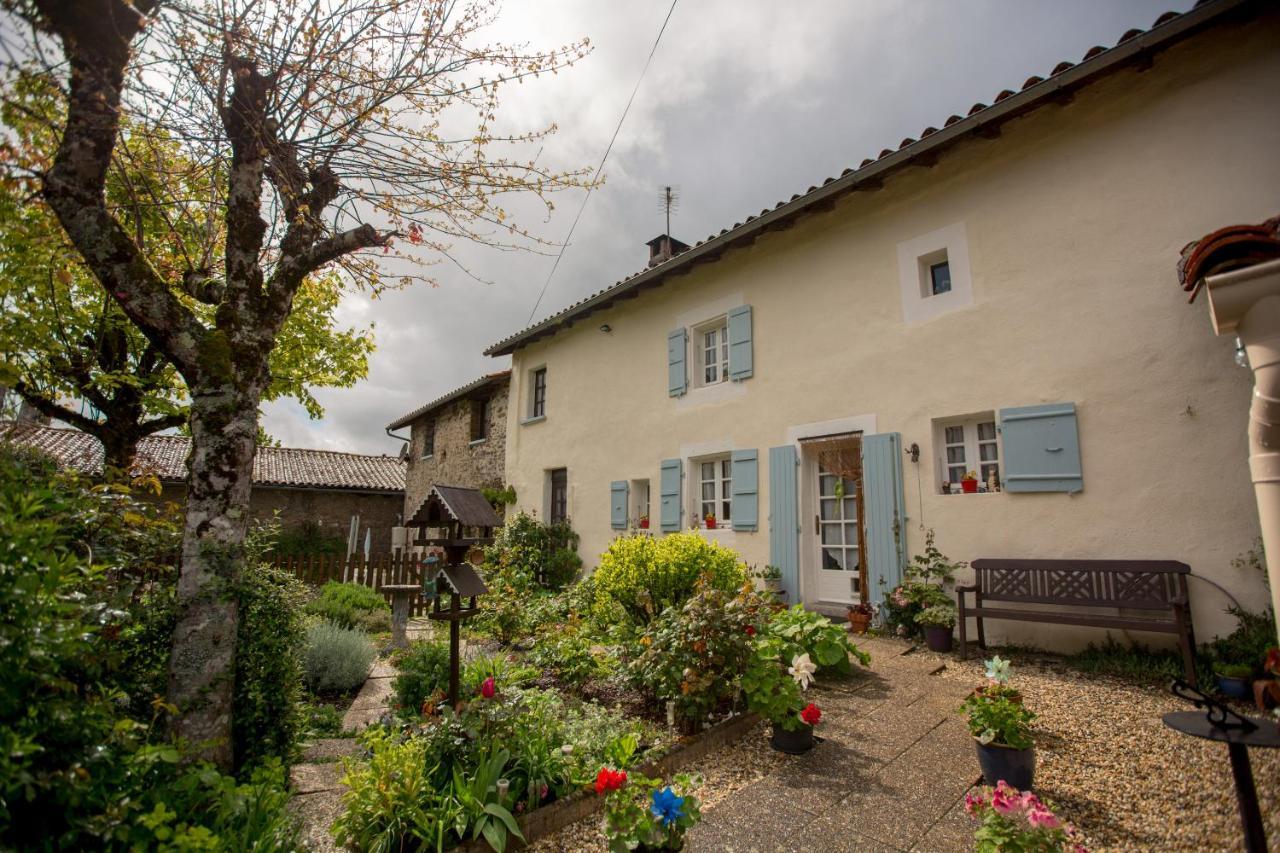 La Maison Des Fleurs Montembœuf Zewnętrze zdjęcie